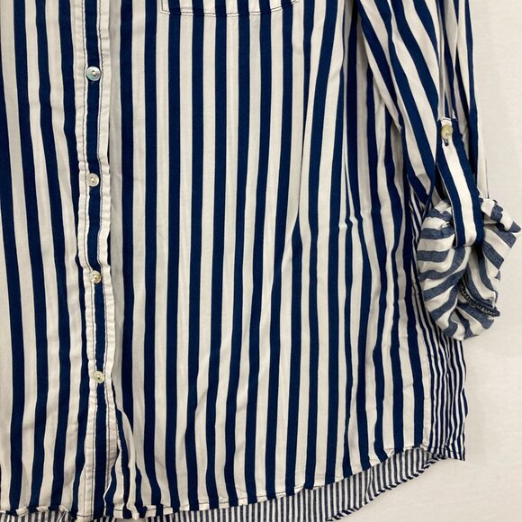 Jane and Delancey size XL Blue White Stripes Soft Flowy Button Back Button Up - Picture 5 of 10